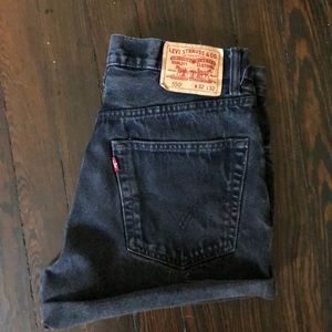 Levi’s 550 cutoff short🌺